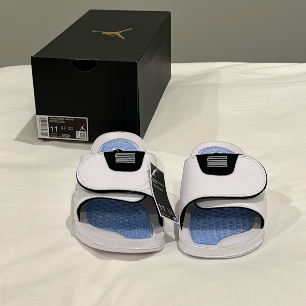 NWT Men’s Jordan Hydro XI Retro Slides